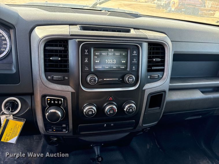 image for item EA7924 2014 RAM 1500 Crew Cab pickup truck