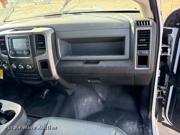 image for item EA7924 2014 RAM 1500 Crew Cab pickup truck