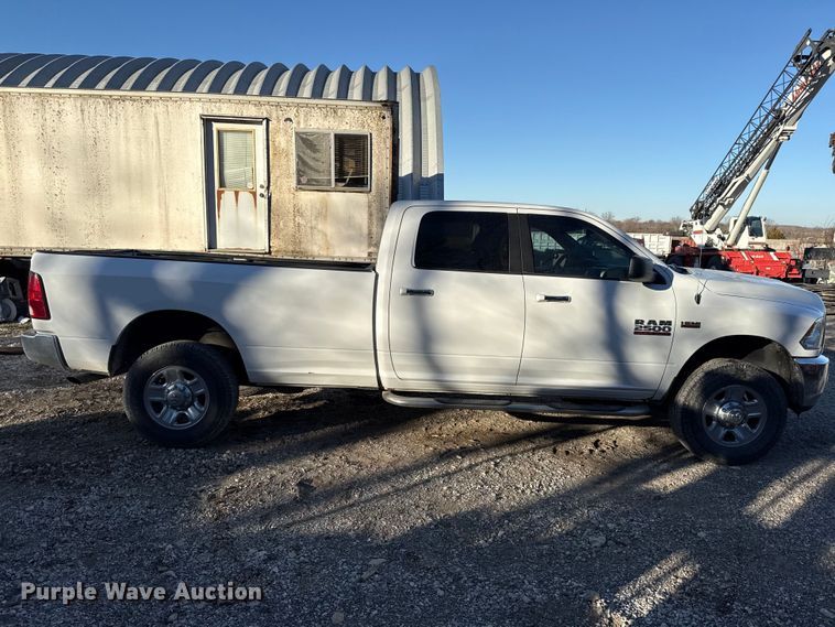 image for item EC4567 2016 Dodge Ram 2500 Crew Cab pickup truck