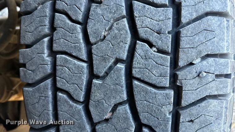 image for item EC4567 2016 Dodge Ram 2500 Crew Cab pickup truck