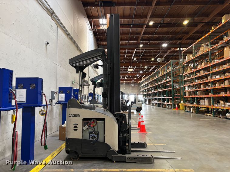 image for item EC8260 2016 Crown RM6025-45 reach truck