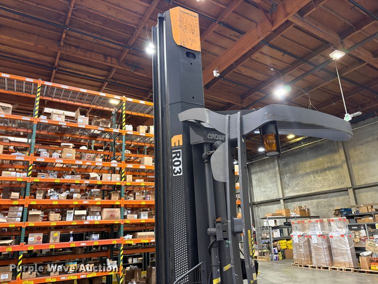 image for item EC8260 2016 Crown RM6025-45 reach truck