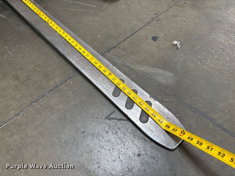 image for item EC8260 2016 Crown RM6025-45 reach truck