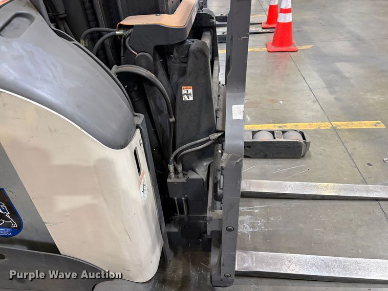 image for item EC8260 2016 Crown RM6025-45 reach truck
