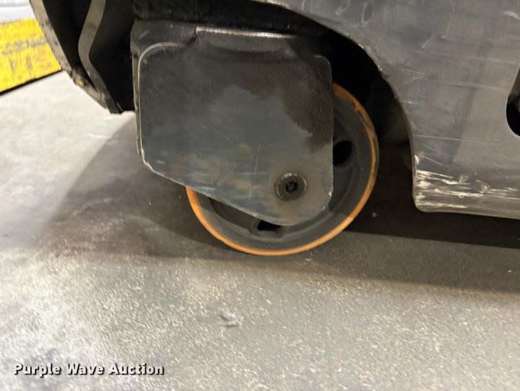 image for item EC8260 2016 Crown RM6025-45 reach truck