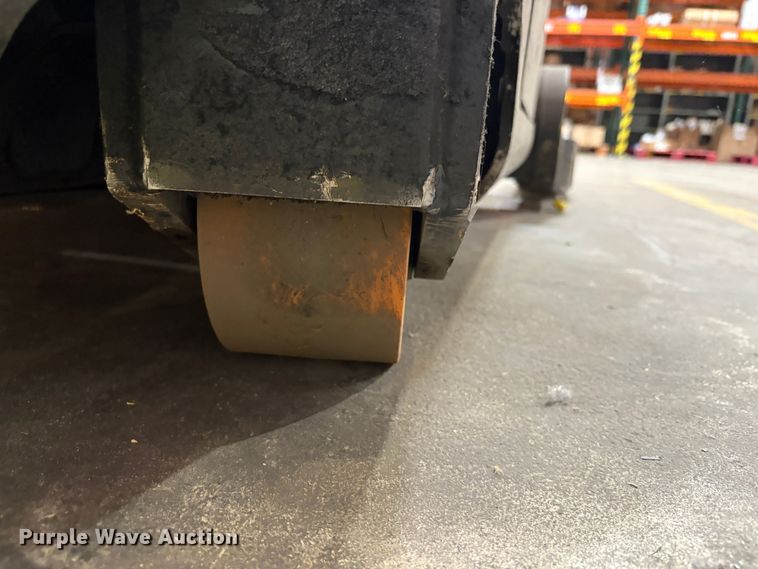 image for item EC8260 2016 Crown RM6025-45 reach truck