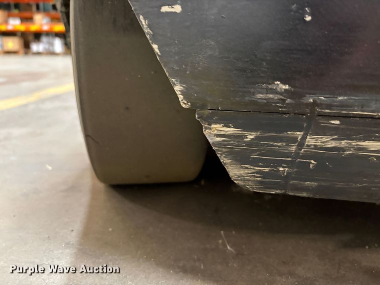 image for item EC8260 2016 Crown RM6025-45 reach truck