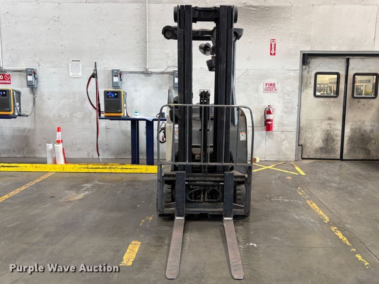 image for item EC8261 2015 Crown RC5545-40 forklift