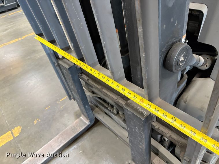 image for item EC8261 2015 Crown RC5545-40 forklift