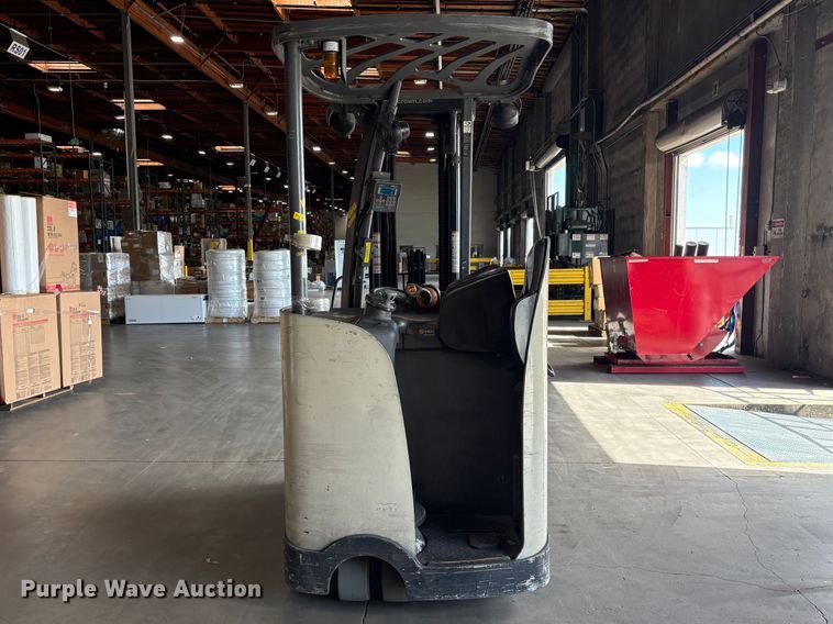 image for item EC8262 2015 Crown RC5545-40 forklift