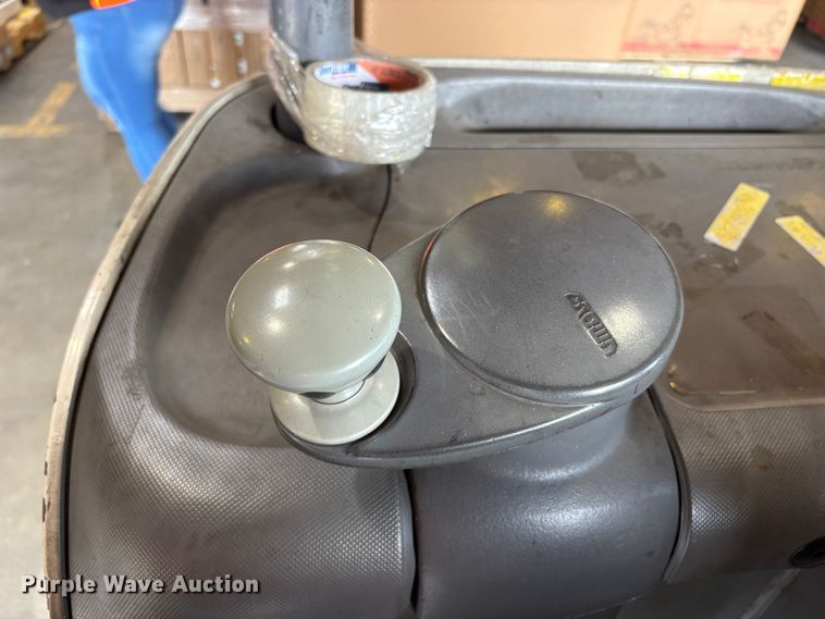 image for item EC8262 2015 Crown RC5545-40 forklift