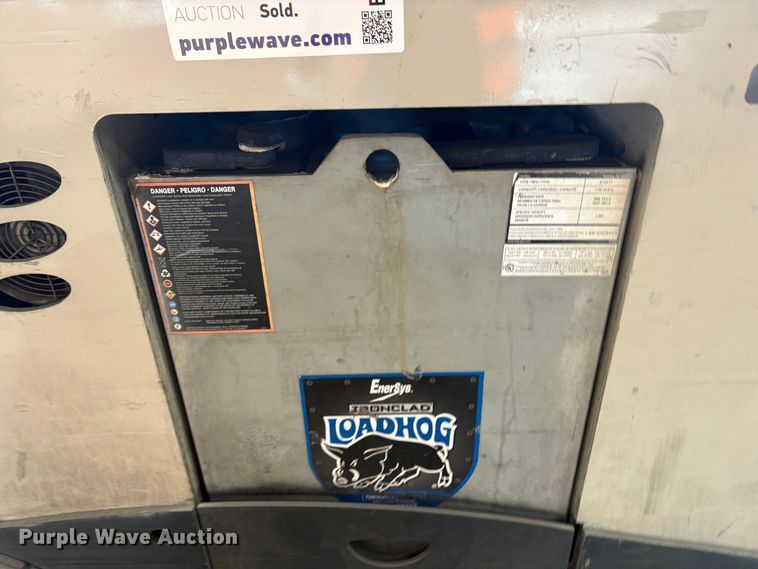 image for item EC8262 2015 Crown RC5545-40 forklift