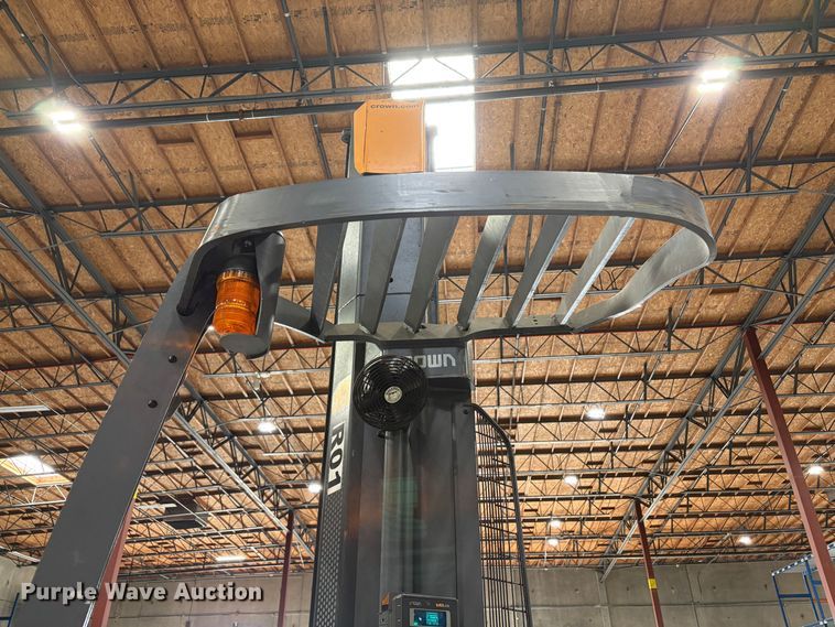 image for item EC8263 2016 Crown RM6025-45 reach truck