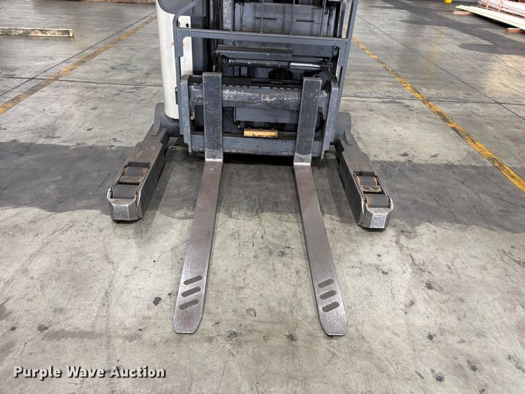 image for item EC8263 2016 Crown RM6025-45 reach truck