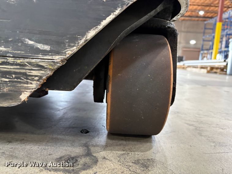 image for item EC8263 2016 Crown RM6025-45 reach truck