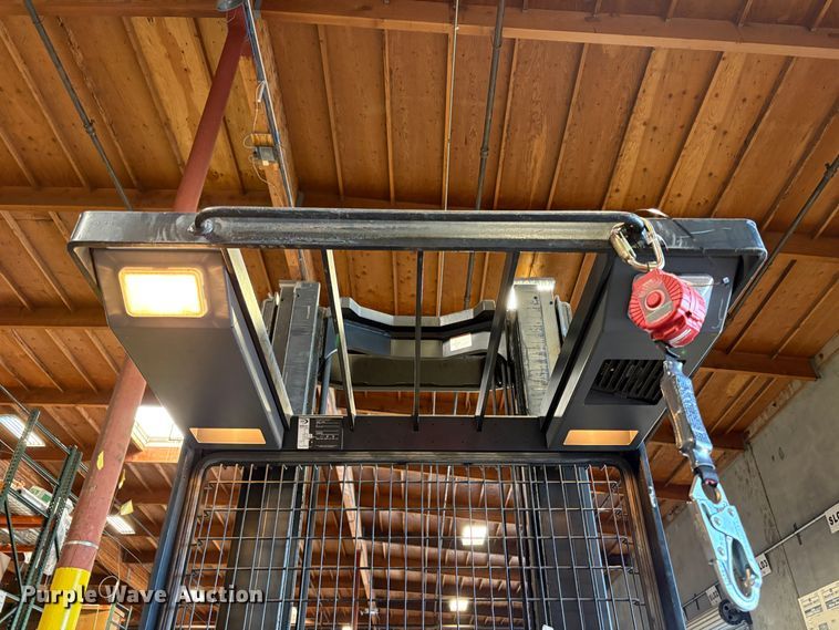 image for item EC8264 2016 Crown SP3520-30 order picker