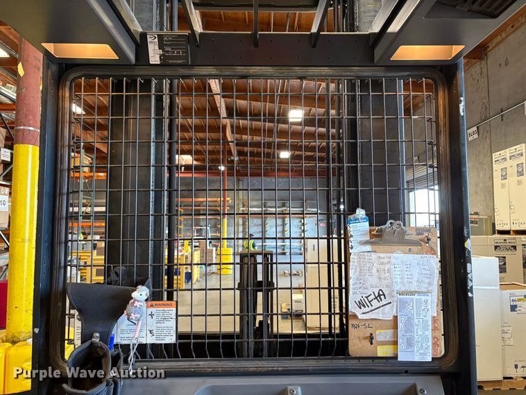 image for item EC8264 2016 Crown SP3520-30 order picker