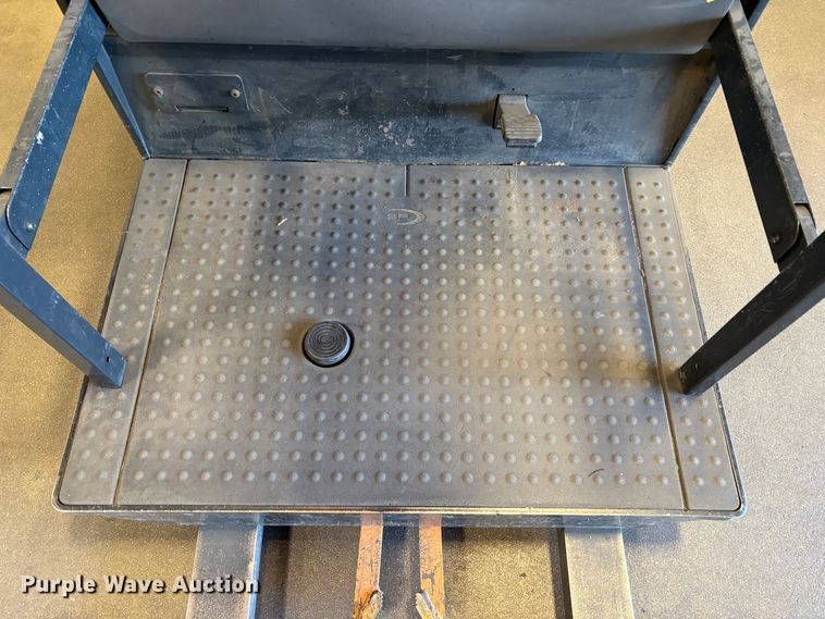 image for item EC8264 2016 Crown SP3520-30 order picker