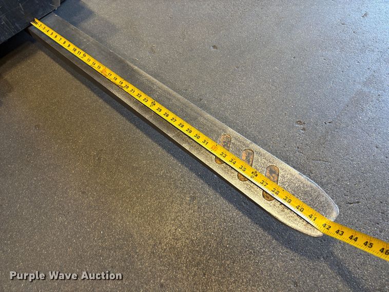 image for item EC8264 2016 Crown SP3520-30 order picker