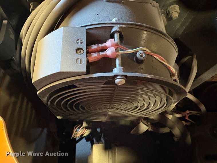 image for item EC8264 2016 Crown SP3520-30 order picker