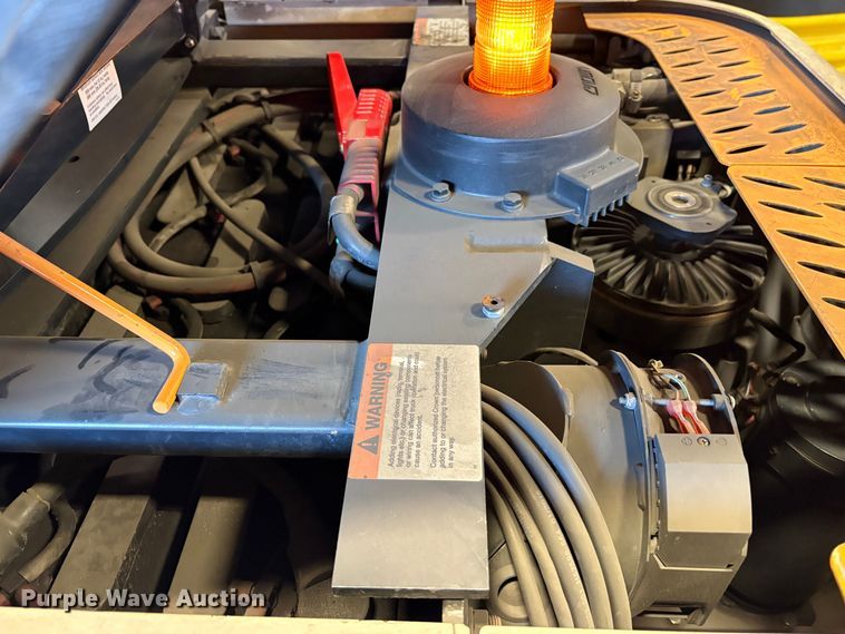 image for item EC8264 2016 Crown SP3520-30 order picker