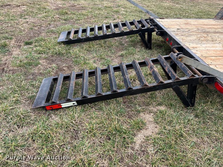 image for item ED2299 2012 Quality Trailers equipment trailer