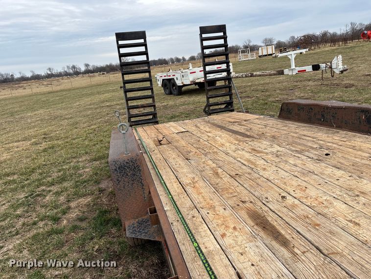 image for item ED2299 2012 Quality Trailers equipment trailer