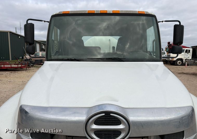 image for item ED5130 2013 Hino 268 vacuum truck