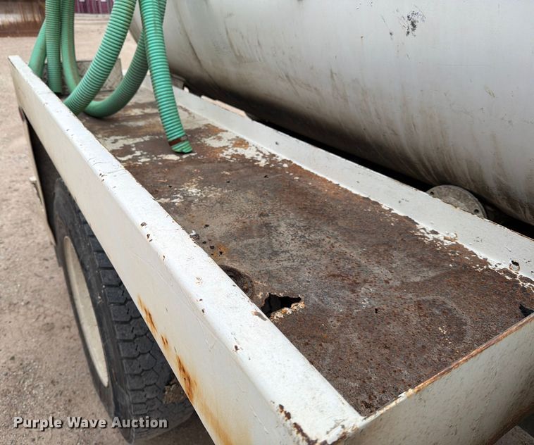 image for item ED5130 2013 Hino 268 vacuum truck