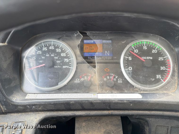 image for item ED5130 2013 Hino 268 vacuum truck