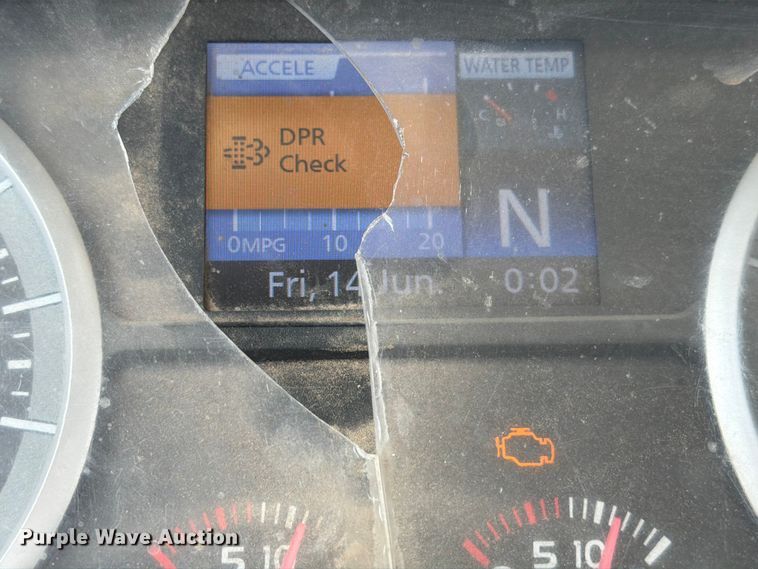 image for item ED5130 2013 Hino 268 vacuum truck