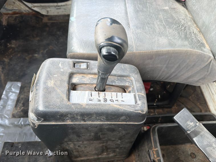 image for item ED5130 2013 Hino 268 vacuum truck