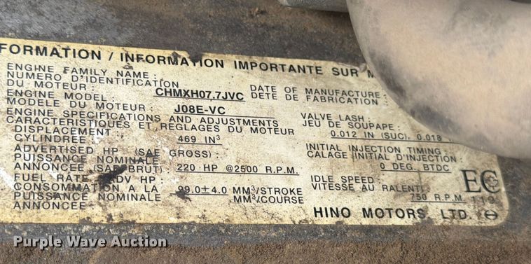 image for item ED5130 2013 Hino 268 vacuum truck