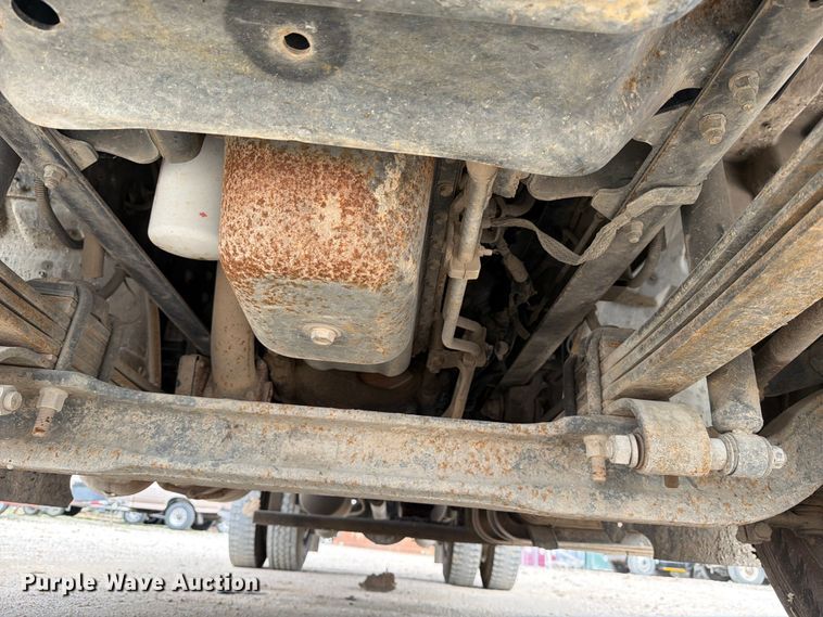 image for item ED5130 2013 Hino 268 vacuum truck