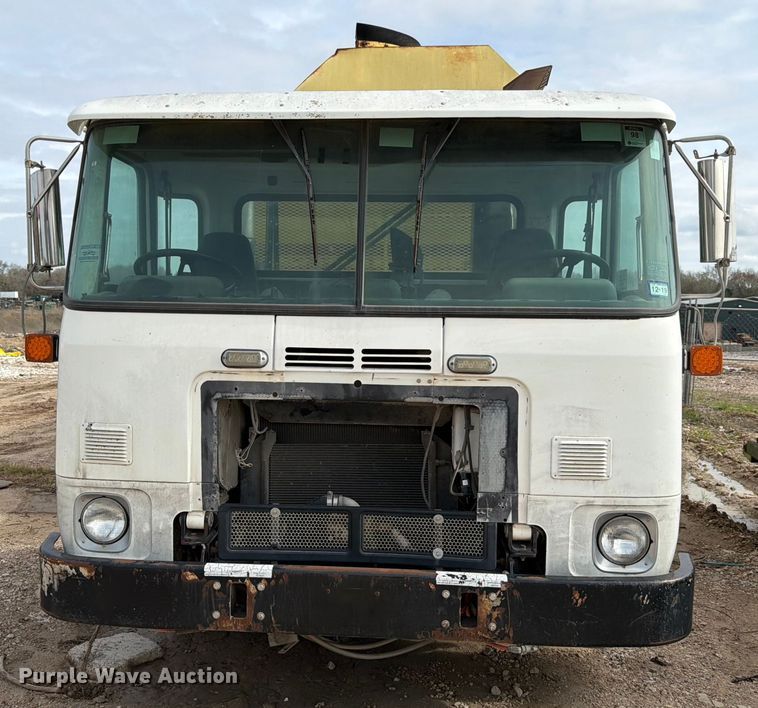 image for item ED5131 2009 Autocar Xpeditor refuse truck