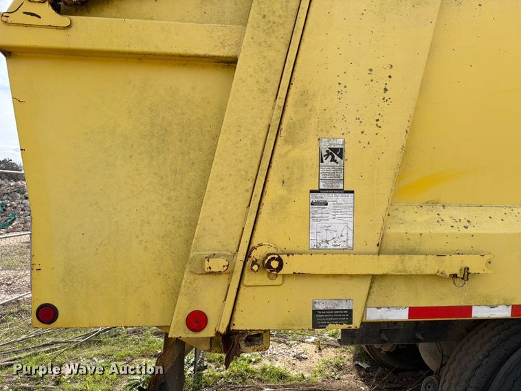 image for item ED5131 2009 Autocar Xpeditor refuse truck