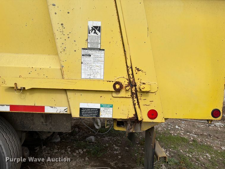 image for item ED5131 2009 Autocar Xpeditor refuse truck