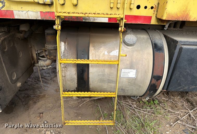 image for item ED5131 2009 Autocar Xpeditor refuse truck