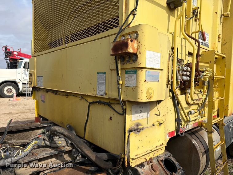 image for item ED5131 2009 Autocar Xpeditor refuse truck