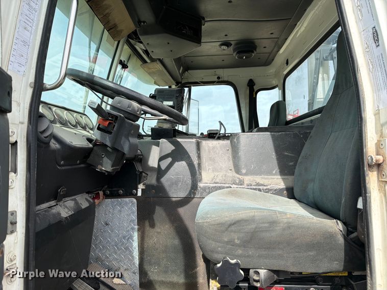 image for item ED5131 2009 Autocar Xpeditor refuse truck