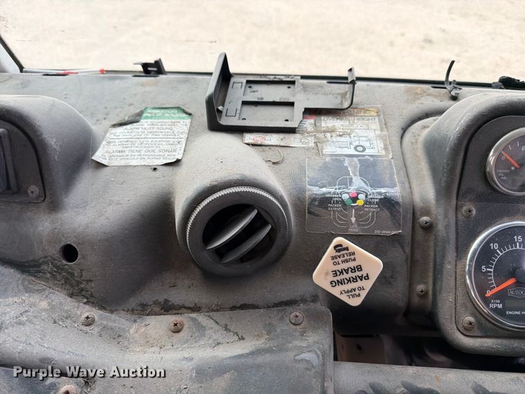 image for item ED5131 2009 Autocar Xpeditor refuse truck