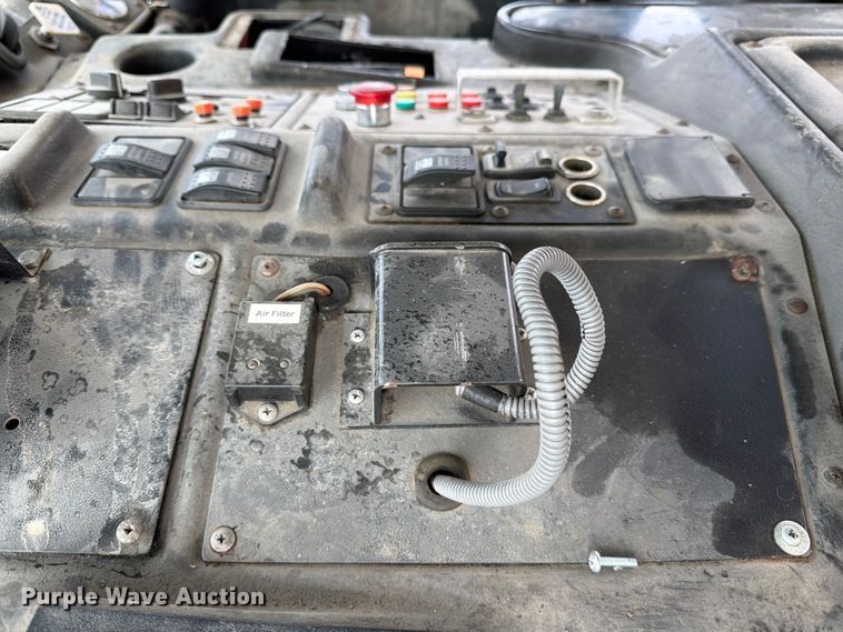 image for item ED5131 2009 Autocar Xpeditor refuse truck