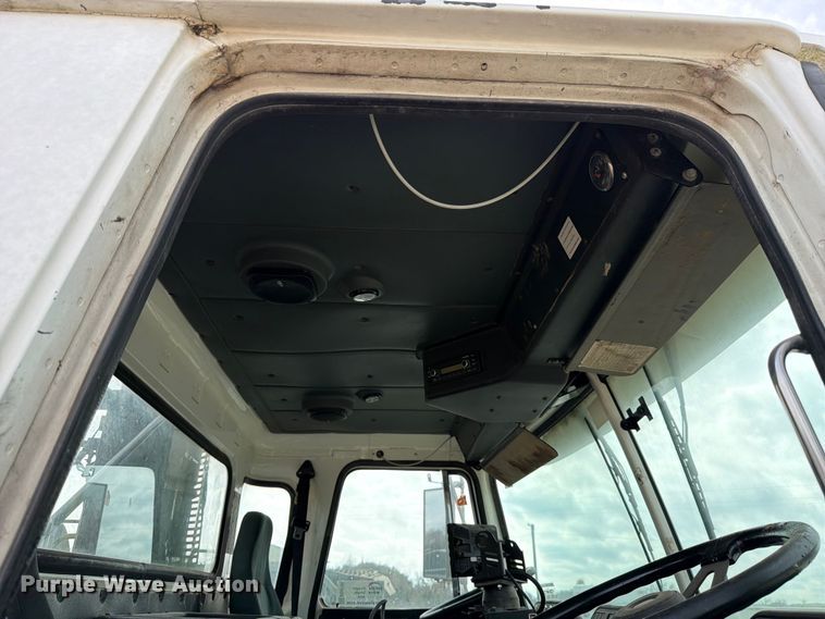 image for item ED5131 2009 Autocar Xpeditor refuse truck