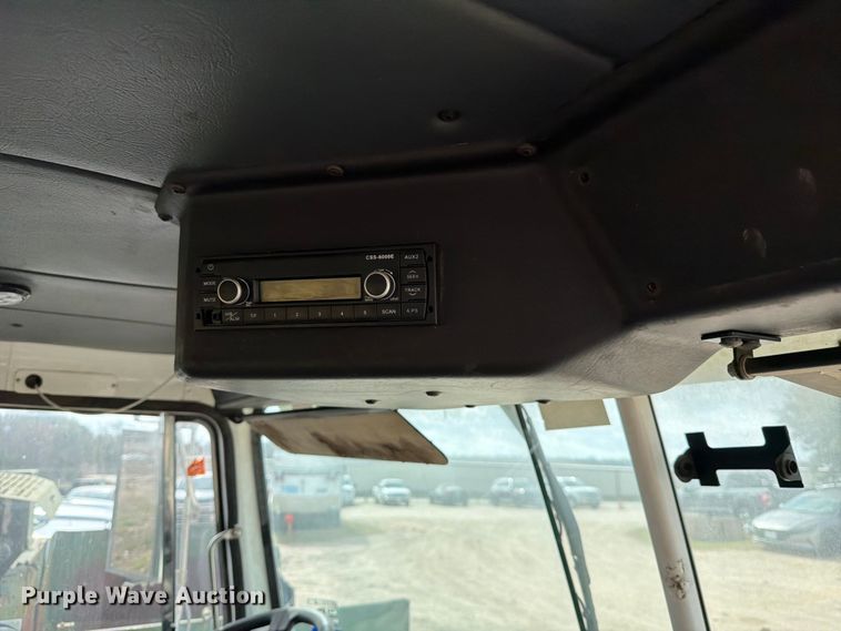 image for item ED5131 2009 Autocar Xpeditor refuse truck