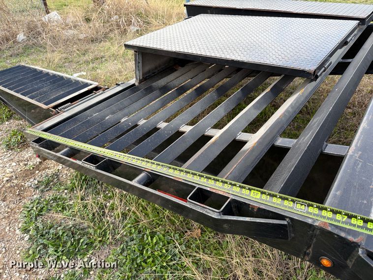 image for item ED5135 2019 Lamar FS023027 equipment trailer