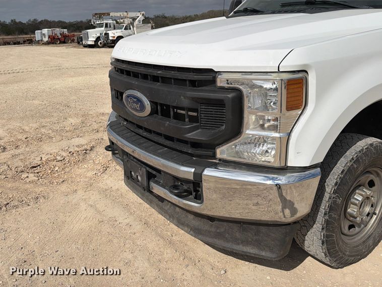 image for item ED5139 2021 Ford F250 Super Duty XL Crew Cab pickup truck