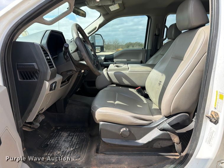 image for item ED5139 2021 Ford F250 Super Duty XL Crew Cab pickup truck