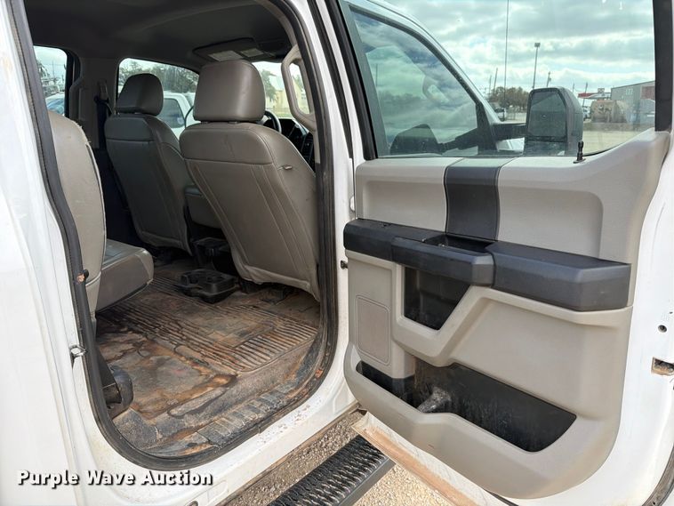 image for item ED5139 2021 Ford F250 Super Duty XL Crew Cab pickup truck