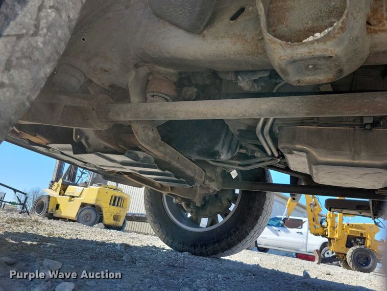 image for item EE0871 2022 Chevrolet Silverado 2500HD Crew Cab pickup truck