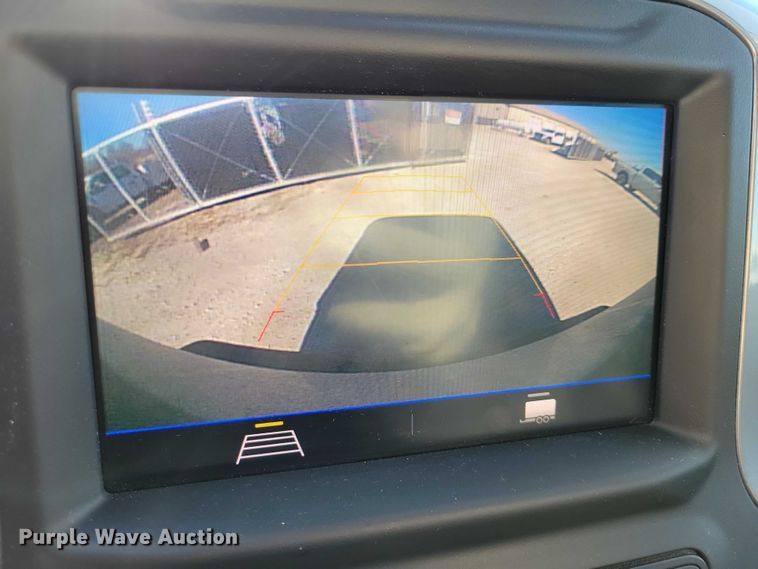 image for item EE0871 2022 Chevrolet Silverado 2500HD Crew Cab pickup truck